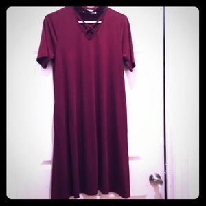 Infinity Raine flowy burgundy dress Medium
